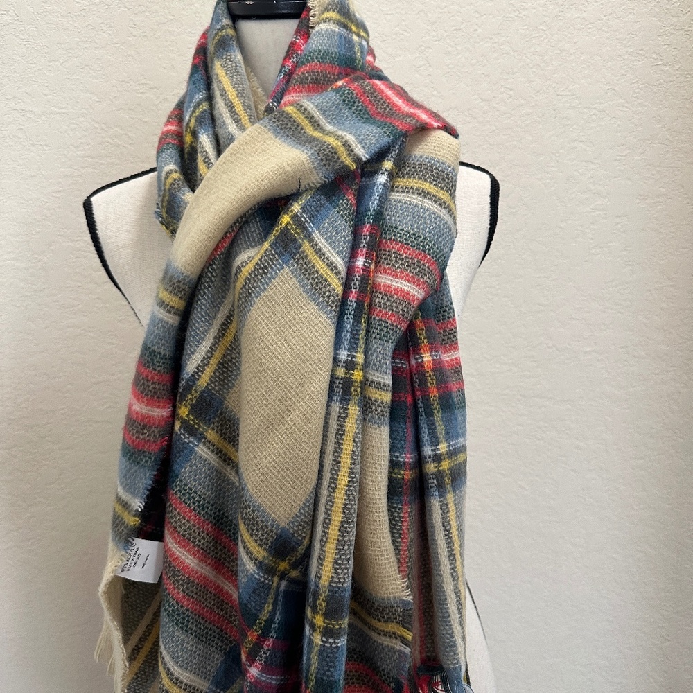 Women's Checkered  Lightweight Scarf